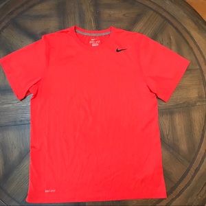 Men’s Nike Dri-Fit T-shirt sz M